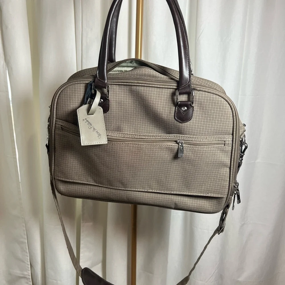 RICARDO Beverly Hills Tan and Black Travel Bag with Structured Shape